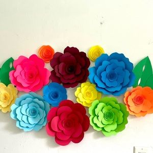 Summer fiesta paper flower backdrop